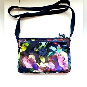 Kipling floral pattern Crossbody